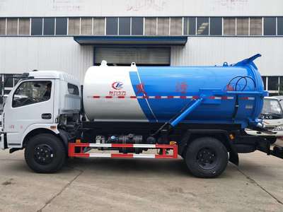 專業環保衛士 東風8噸吸污吸糞車，高效解決化糞池清理難題